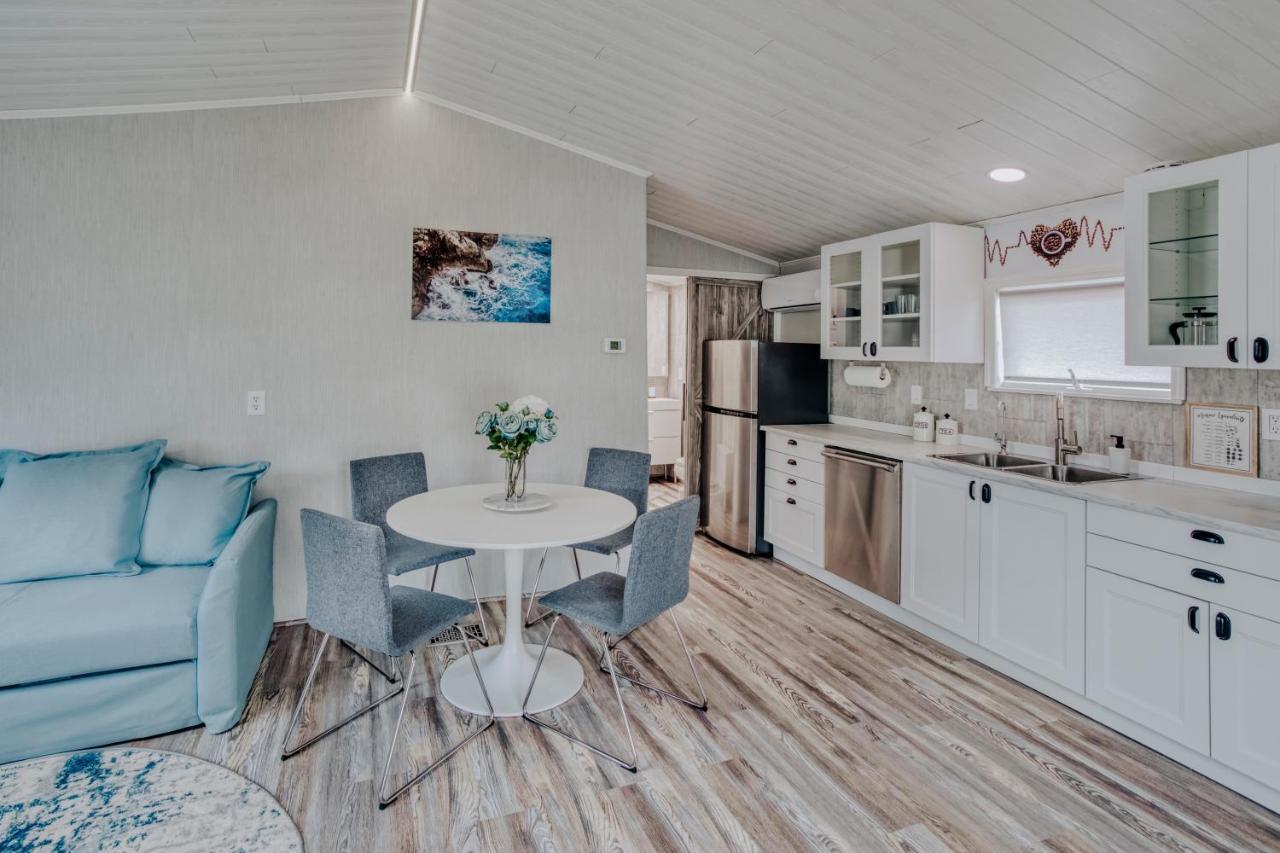 Modern & Cozy Stand-Alone Apartment - Perfect Stay Painted Post Ngoại thất bức ảnh