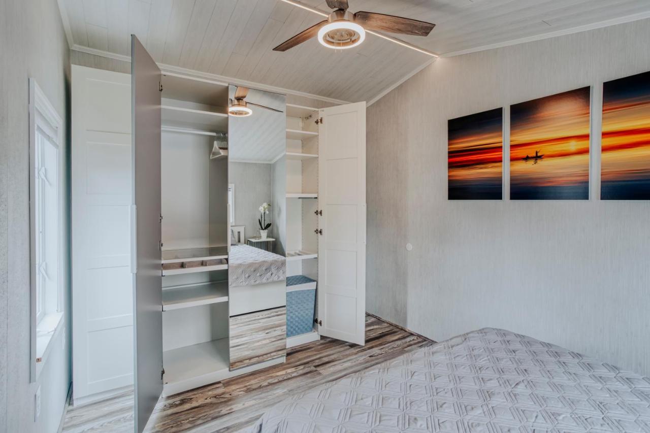 Modern & Cozy Stand-Alone Apartment - Perfect Stay Painted Post Ngoại thất bức ảnh